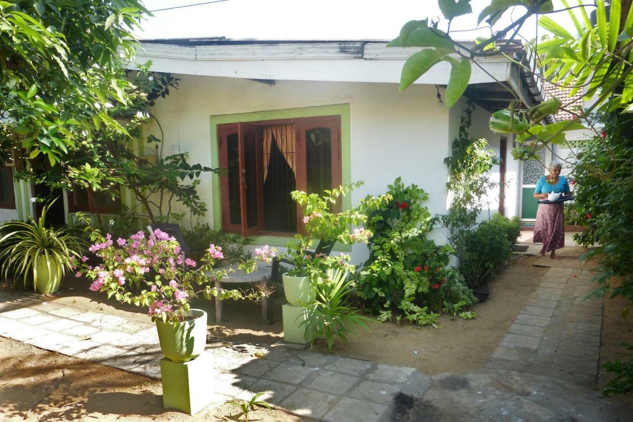 Grace Homestay Negombo Exterior photo